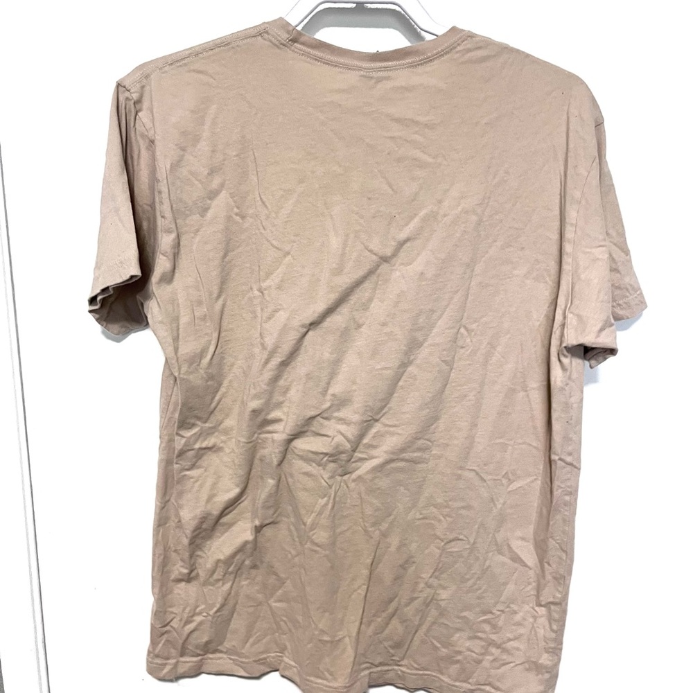 Fun graphic tee - Picture 3 of 3